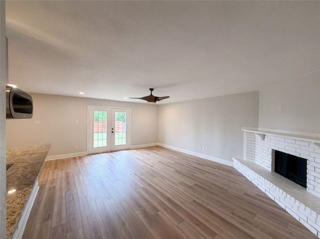 7444 Sandhurst Lane S, North Richland Hills, TX 76182