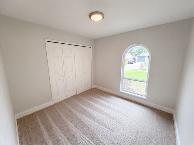 7444 Sandhurst Lane S, North Richland Hills, TX 76182