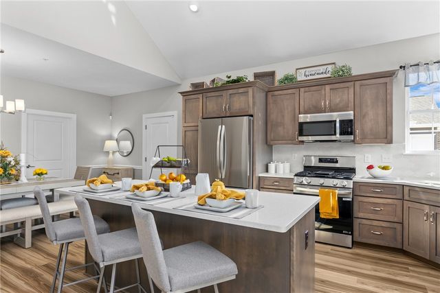 138 Independence Drive 105C, Jefferson Twp, PA 16023