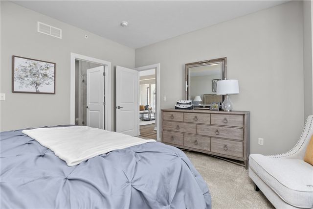 138 Independence Drive 105C, Jefferson Twp, PA 16023