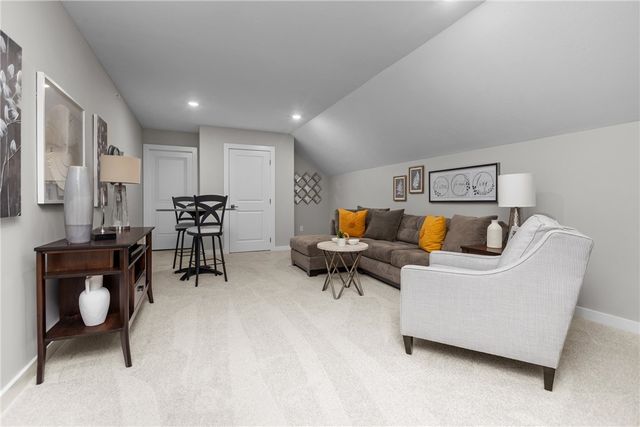 138 Independence Drive 105C, Jefferson Twp, PA 16023