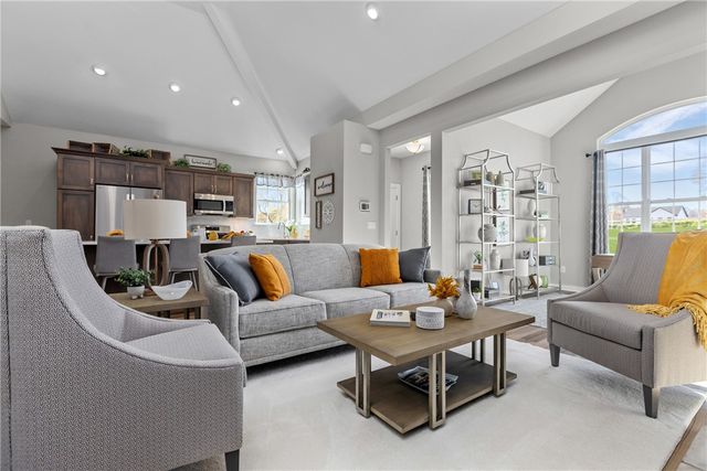 138 Independence Drive 105C, Jefferson Twp, PA 16023