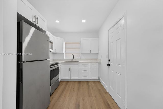 1900 SW 6th St SW 6th St 6, Miami, FL 33135