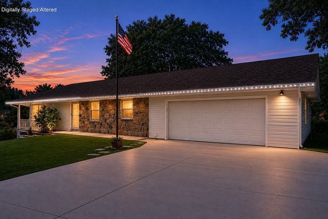 35 Trail Ridge Drive, Kimberling City, MO 65686
