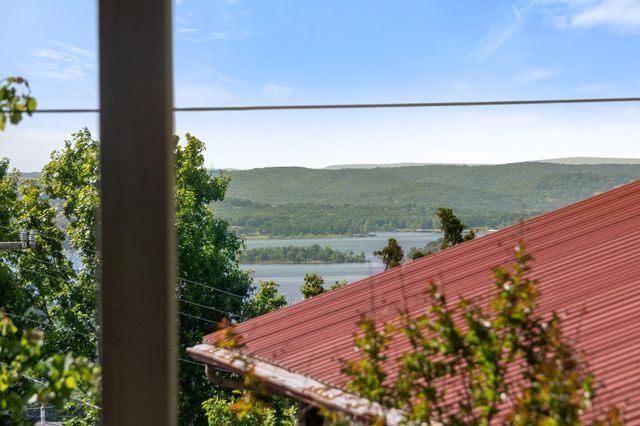 35 Trail Ridge Drive, Kimberling City, MO 65686