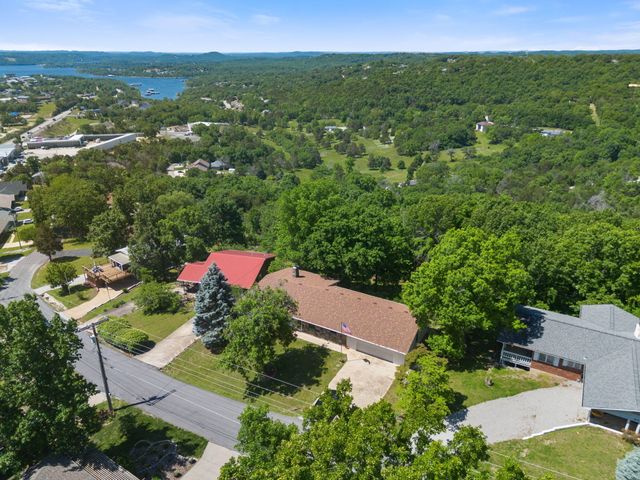35 Trail Ridge Drive, Kimberling City, MO 65686
