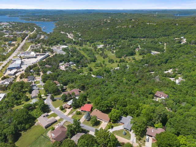 35 Trail Ridge Drive, Kimberling City, MO 65686