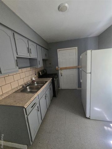 14336 Rockdale Street, Detroit, MI 48223