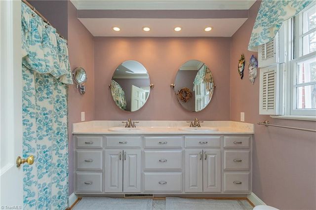 403 Weaver Drive, Lexington, NC 27292