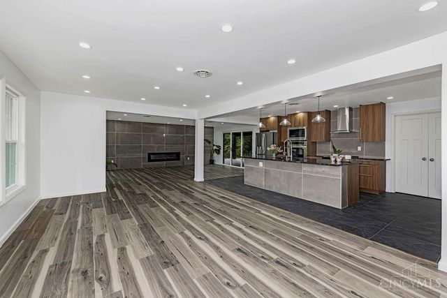 6247 Celeste Drive, Franklin Twp, OH 45005
