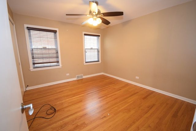 5551 S Mason Avenue 1, Chicago, IL 60638