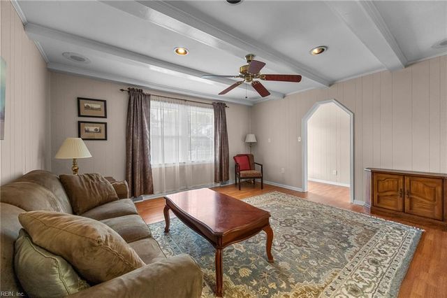 816 Gene CRES, Chesapeake, VA 23320