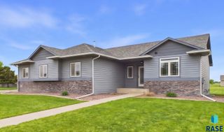 6909 S Shadow Cir Circle, Sioux Falls, SD 57108