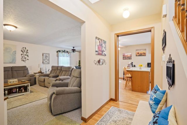 748 Rocky Point Road, Bronston, KY 42518