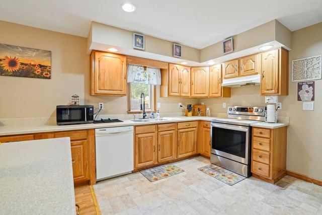 748 Rocky Point Road, Bronston, KY 42518