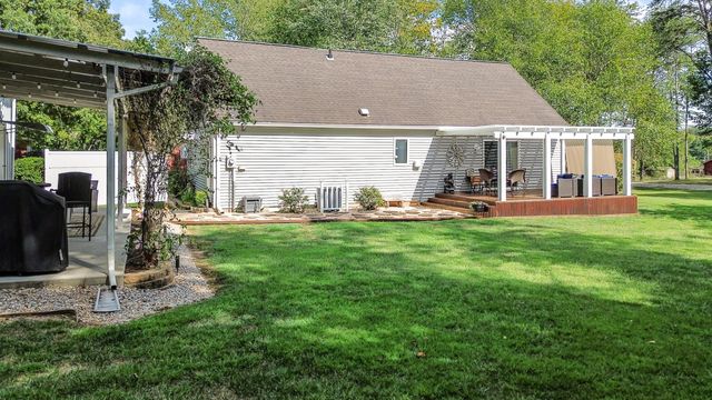 748 Rocky Point Road, Bronston, KY 42518