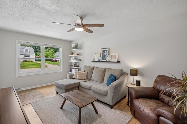 3507 49th Street, Des Moines, IA 50310