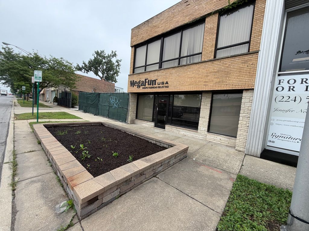 6547 W North Avenue, Oak Park, IL 60302 — photo 3