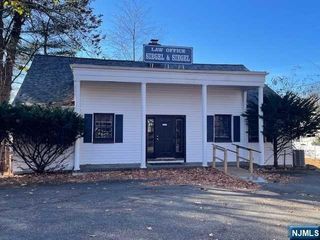 300 Route 4, Teaneck, NJ 07666