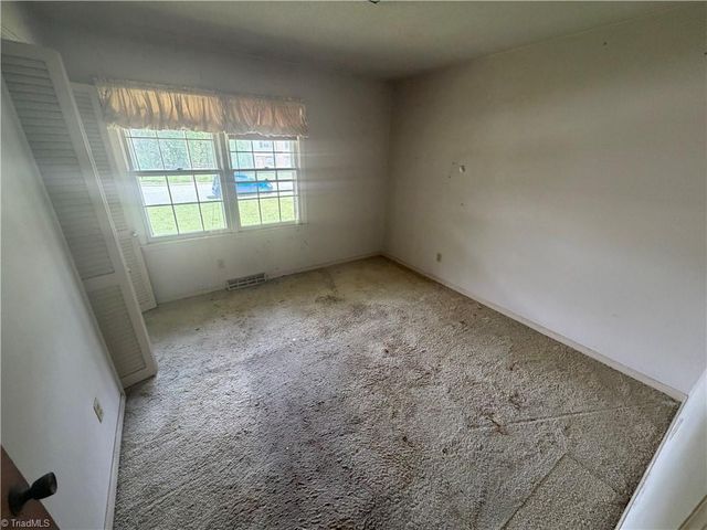 2405 Timberlake Avenue, High Point, NC 27265