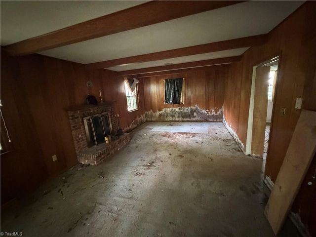 2405 Timberlake Avenue, High Point, NC 27265