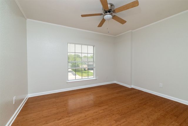 641 Lemon Drive, Arlington, TX 76018