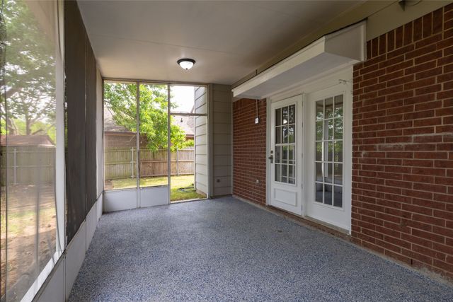 641 Lemon Drive, Arlington, TX 76018