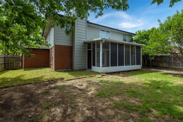 641 Lemon Drive, Arlington, TX 76018