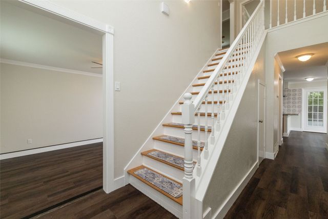 641 Lemon Drive, Arlington, TX 76018