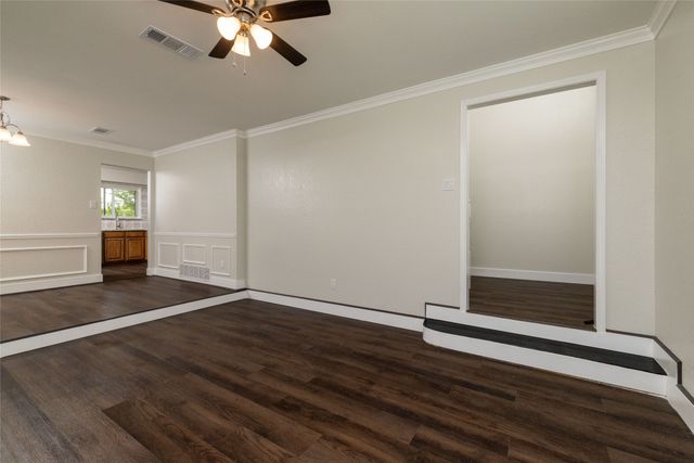 641 Lemon Drive, Arlington, TX 76018