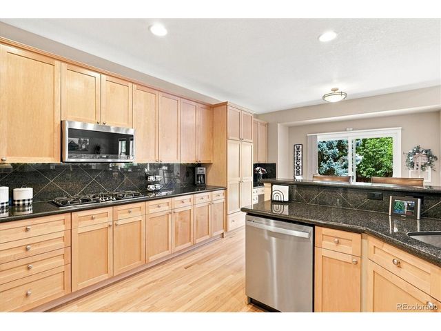 2763 Greensborough Dr, Littleton, CO 80129