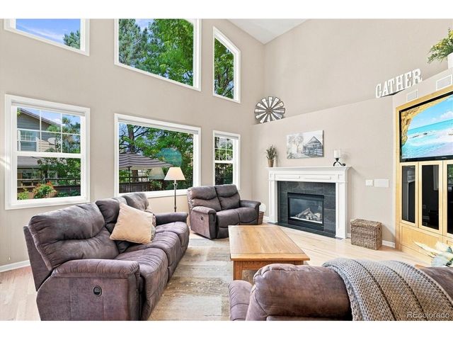 2763 Greensborough Dr, Littleton, CO 80129