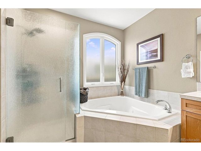 2763 Greensborough Dr, Littleton, CO 80129