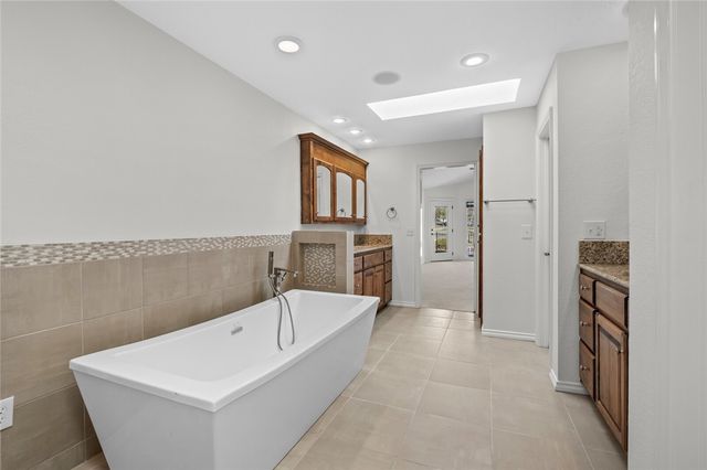 9 Augusta Court, Rogers, AR 72758