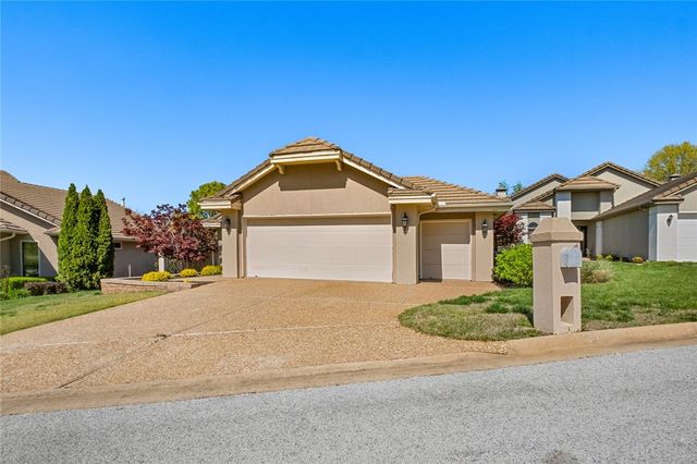9 Augusta Court, Rogers, AR 72758