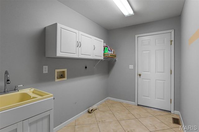 1 Dogwood Court, Fredericktown, MO 63645