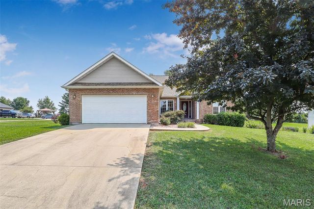 1 Dogwood Court, Fredericktown, MO 63645