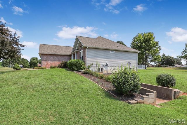 1 Dogwood Court, Fredericktown, MO 63645