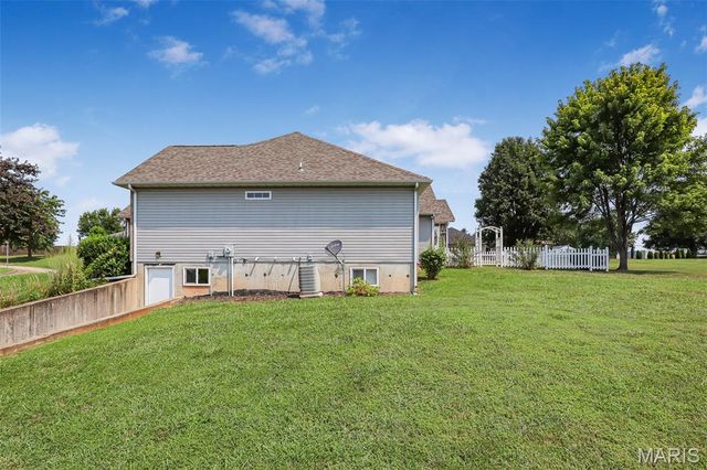 1 Dogwood Court, Fredericktown, MO 63645
