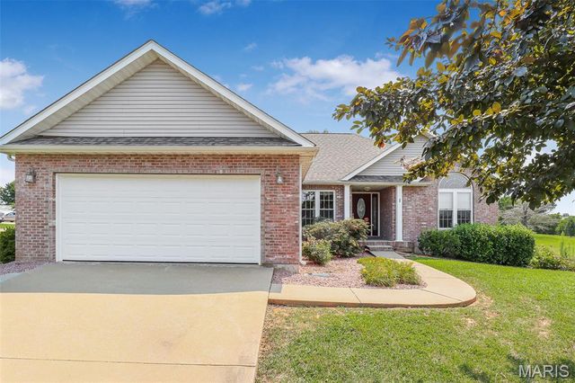 1 Dogwood Court, Fredericktown, MO 63645