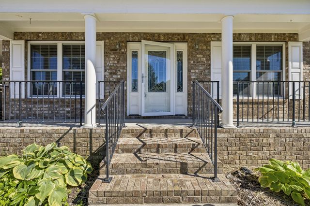 737 Work Dr, Nashville, TN 37207