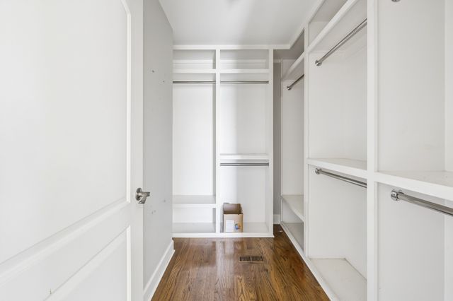 737 Work Dr, Nashville, TN 37207