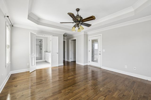 737 Work Dr, Nashville, TN 37207