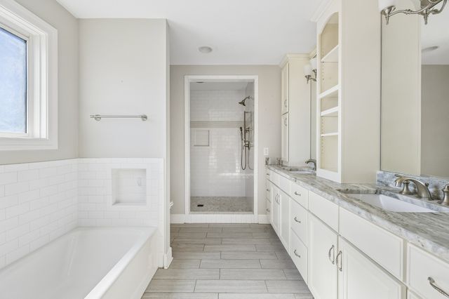 737 Work Dr, Nashville, TN 37207