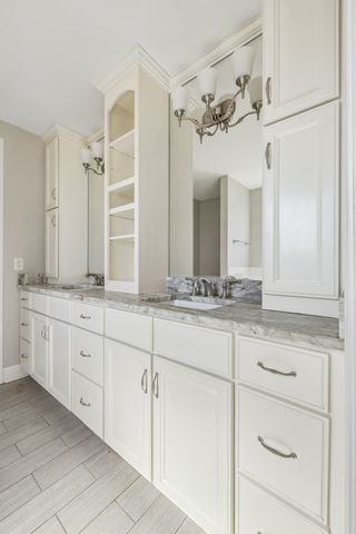 737 Work Dr, Nashville, TN 37207