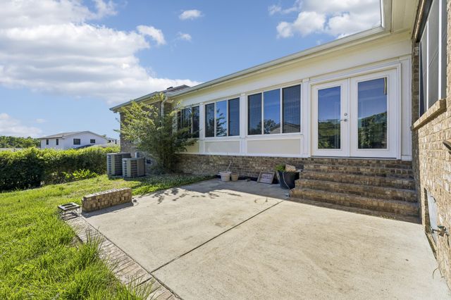 737 Work Dr, Nashville, TN 37207