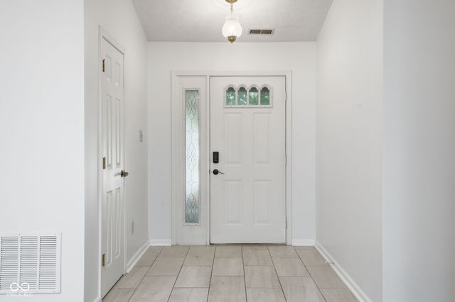 6235 Miller Woods Lane, Indianapolis, IN 46237