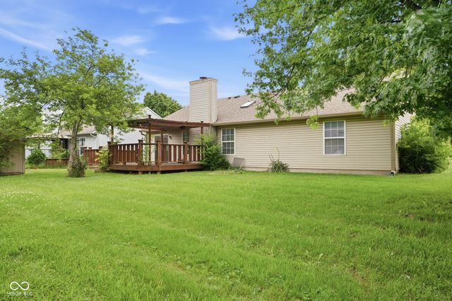 6235 Miller Woods Lane, Indianapolis, IN 46237