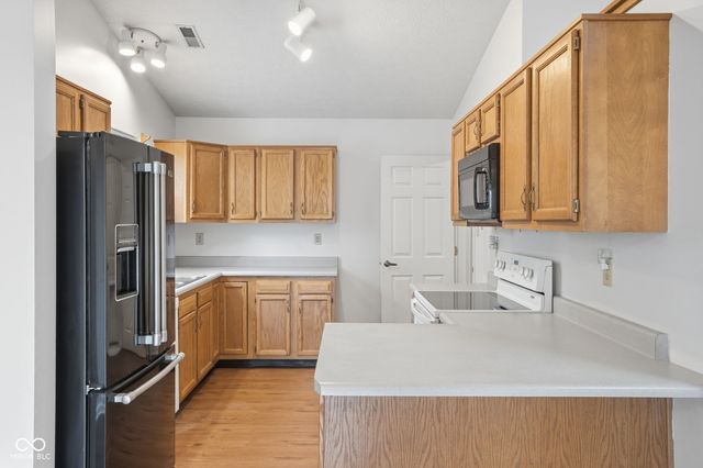 6235 Miller Woods Lane, Indianapolis, IN 46237
