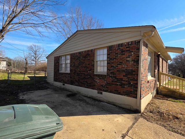 3502 MARK TWAIN ST, Memphis, TN 38127